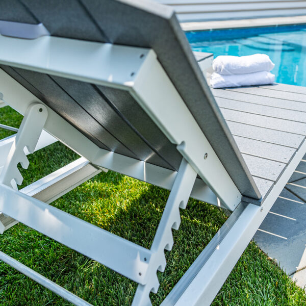 Poly Coastal Lounger - Image 9